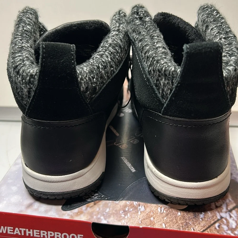 WEATHERPROOF Boots RUBY 8 Outdoor Hiking Rugged Suede Snow Winter Chunky Lug